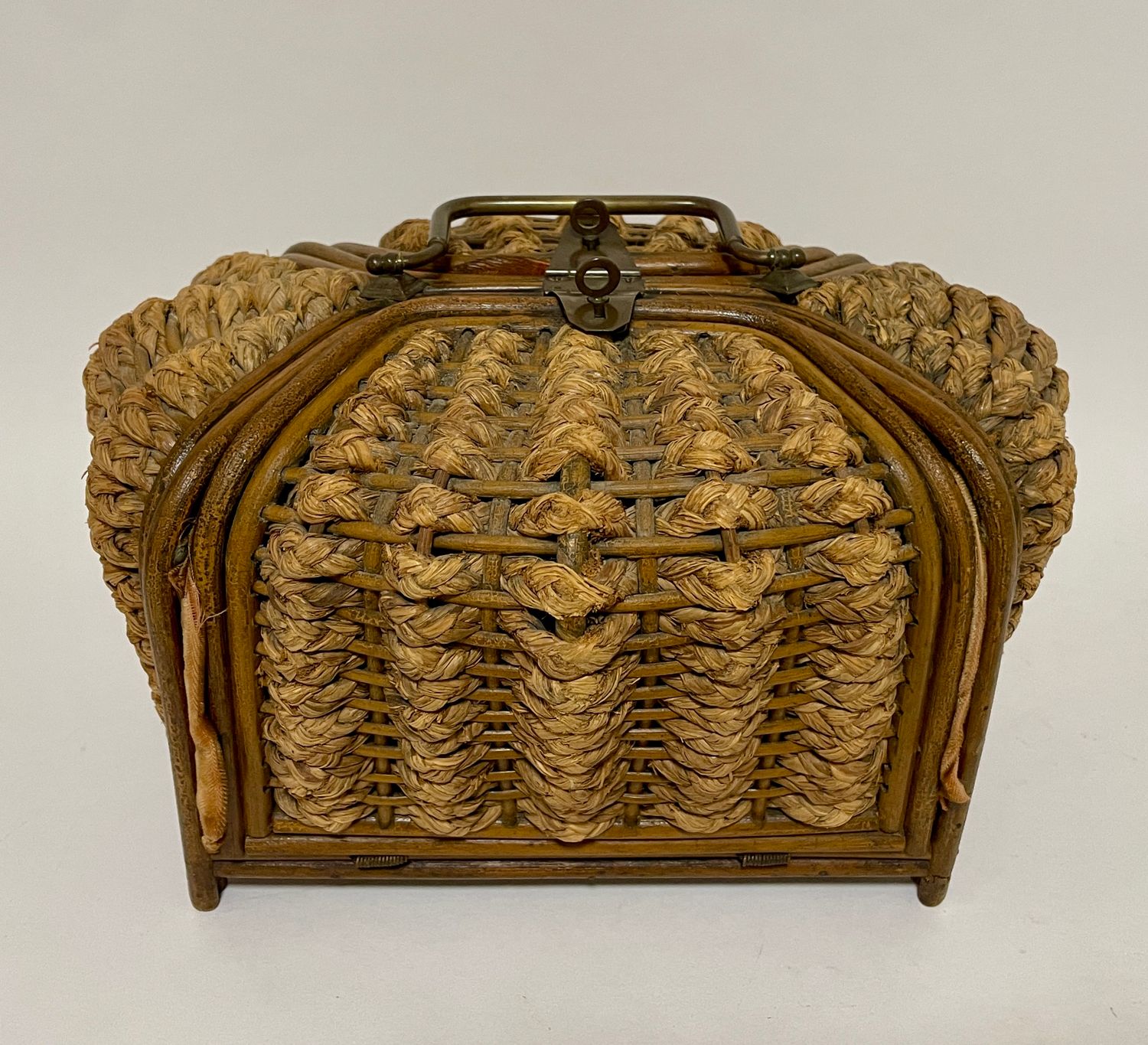 Victorian Woven Straw Sewing Casket