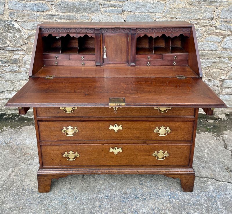 Large ​Georgian Oak Bureau with Secret Drawers