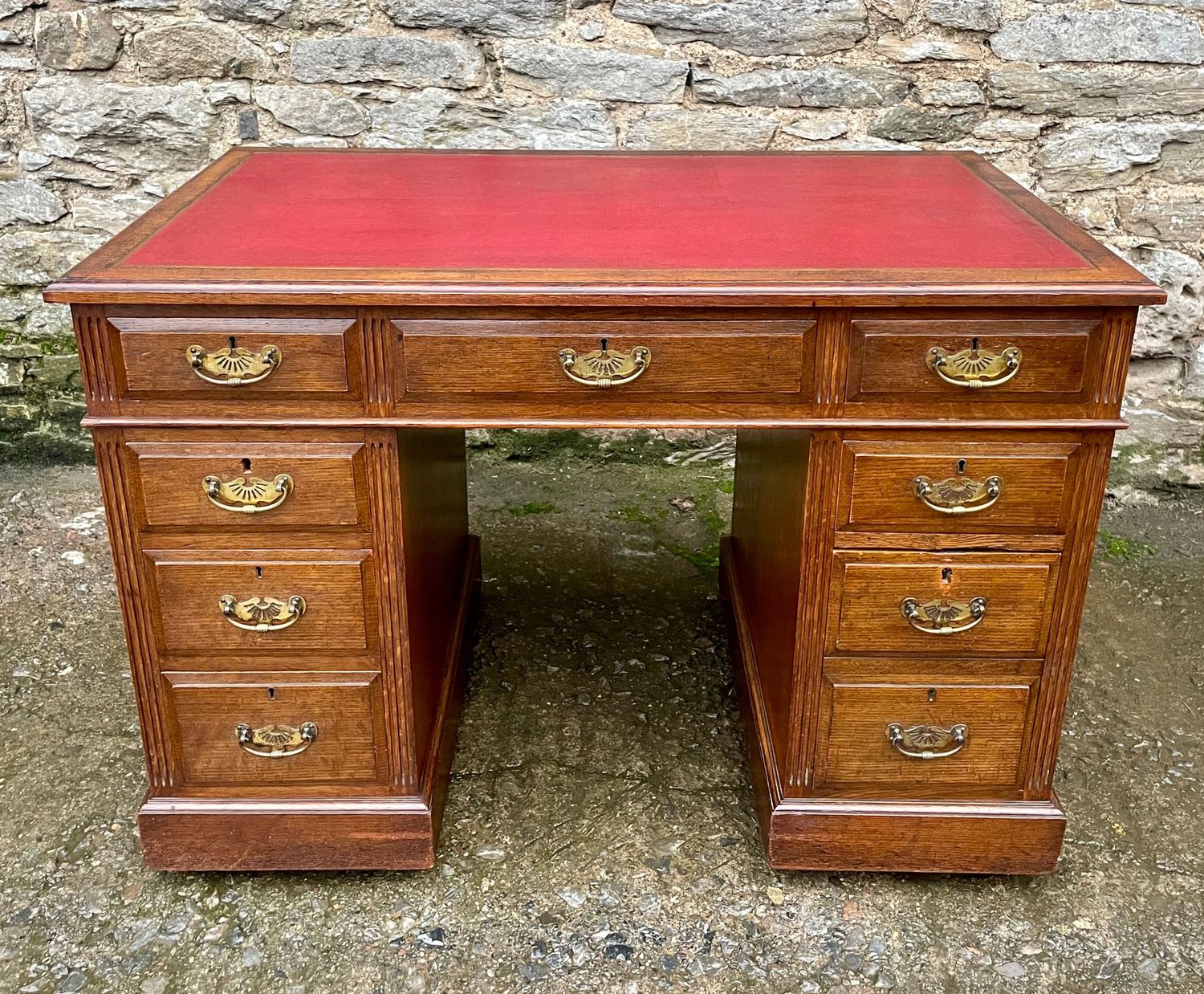 ​Edwardian Oak Pedestal Desk by Maple & Co