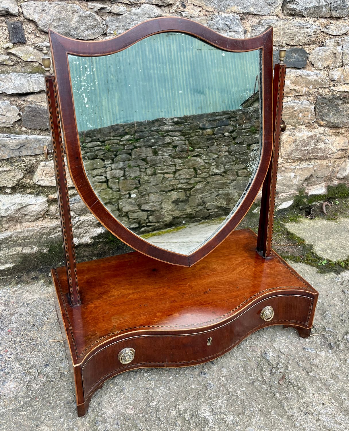 ​Georgian Mahogny Serpentine Dressing Table Mirror