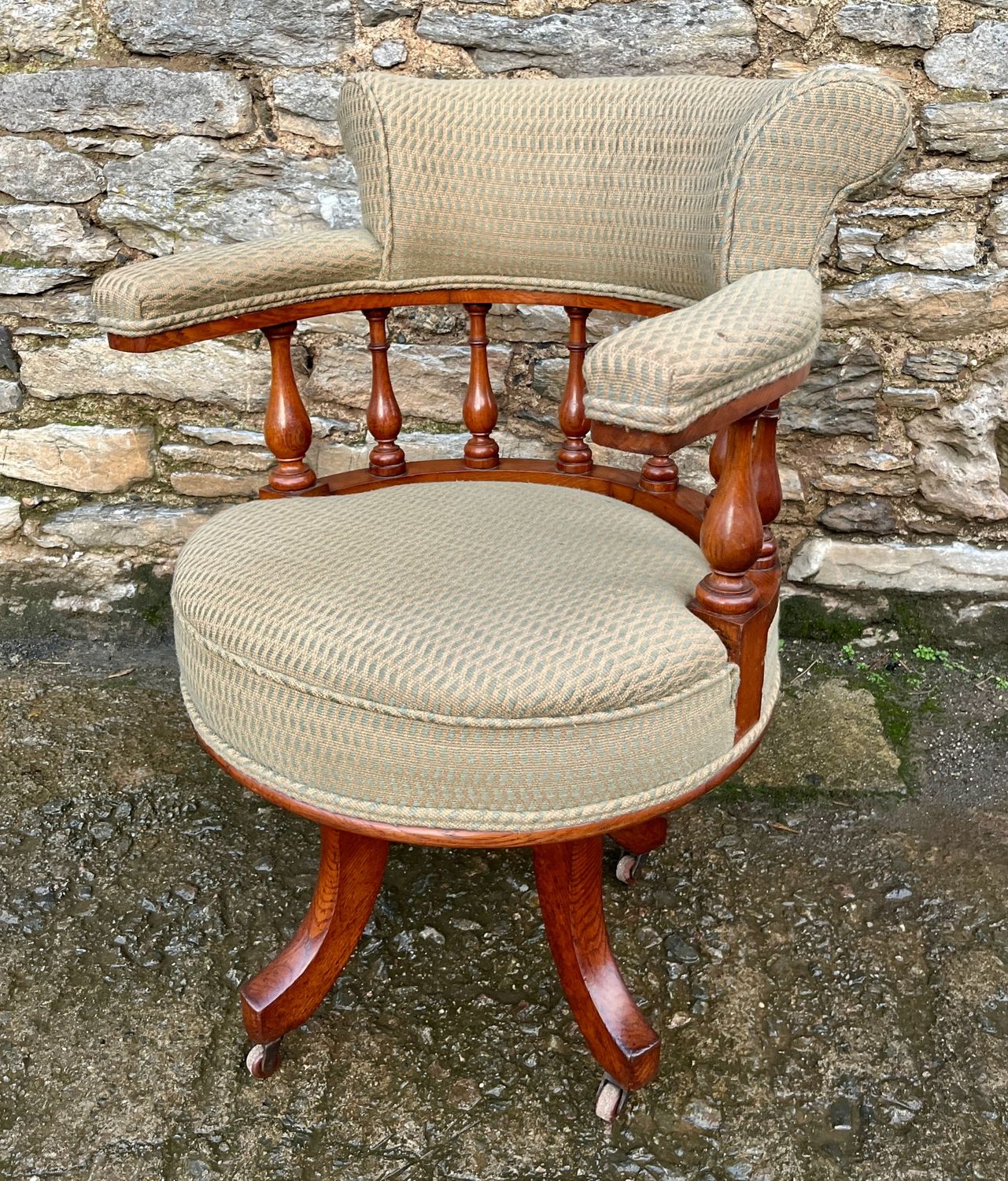 Victorian Oak Swivel Office Chair
