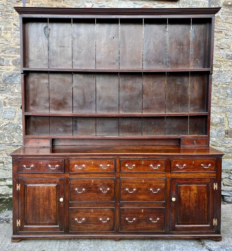 Large Georgian Oak Dresser