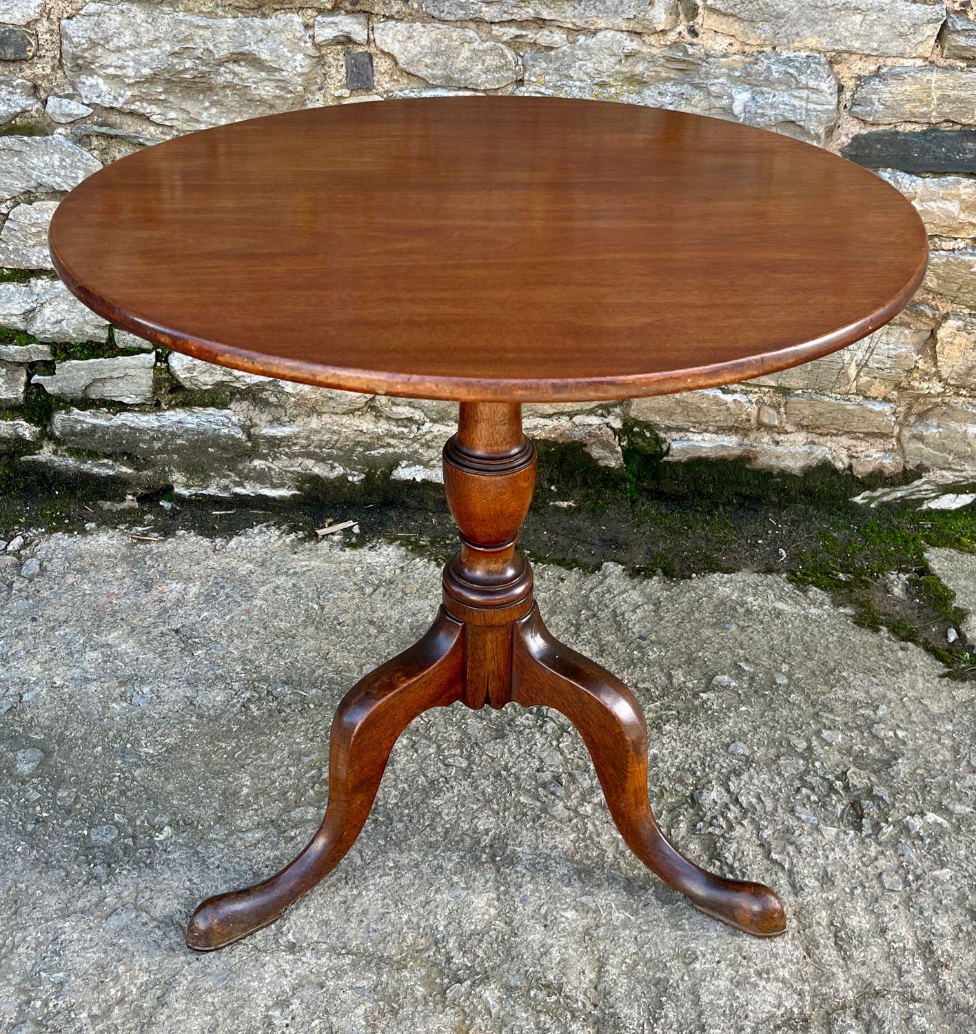 ​Georgian Mahogany Tilt top Occasional Table