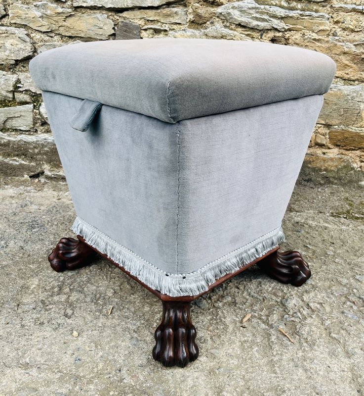 Regency Mahogany Ottoman with Lions Paw Feet