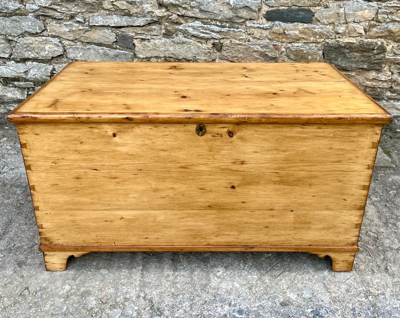 ​Antique Stripped Pine Blanket Box