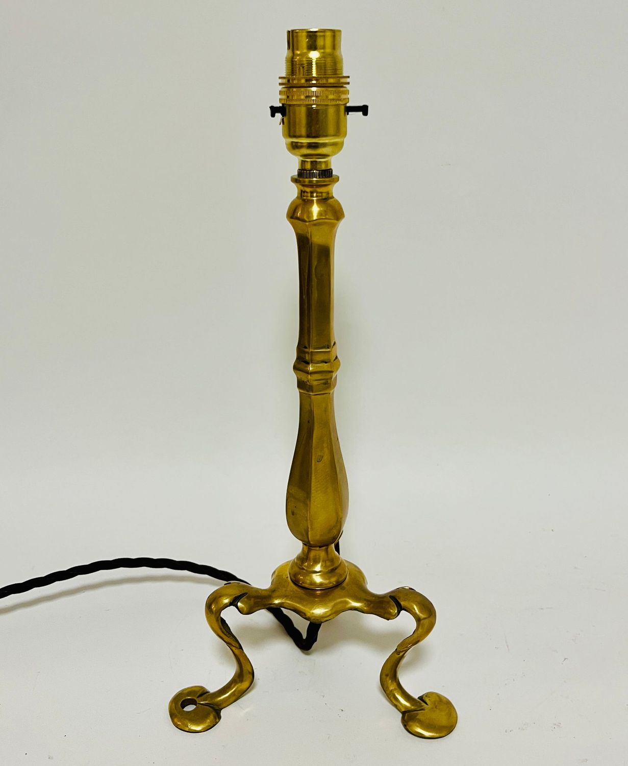 Antique Brass Pullman Table Lamp