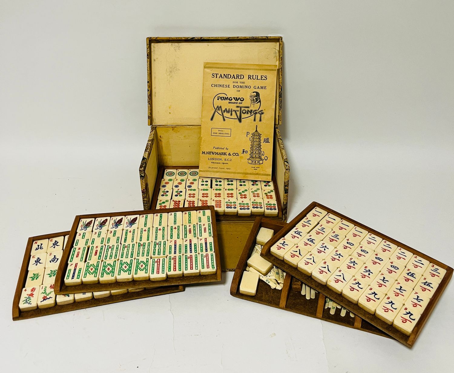 Bone and Bamboo Mahjong Set