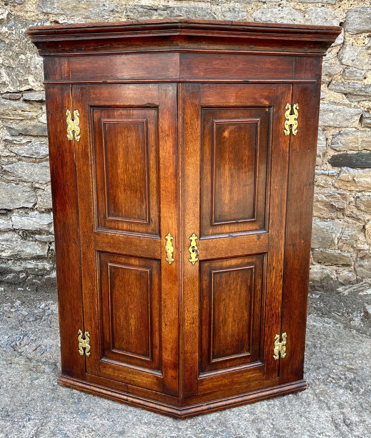 Georgian Oak Hanging Corner Cupboard