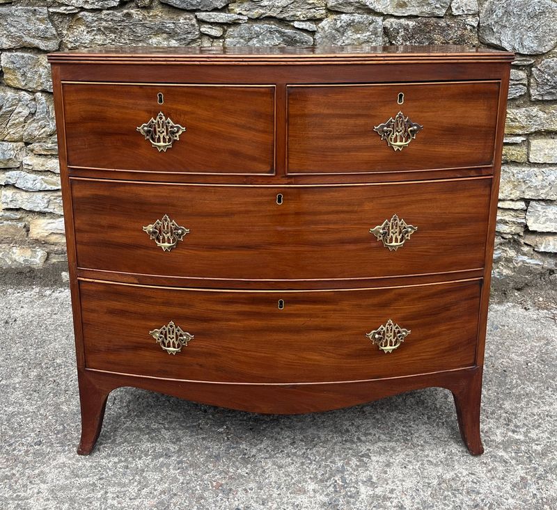 Georgian Mahogany Bow Front Chest of Drawers
