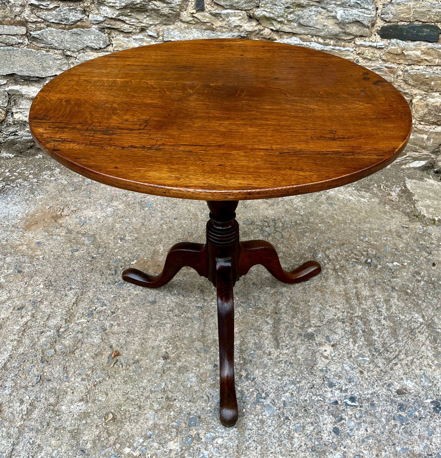 Georgian Oak Tilt Top Table
