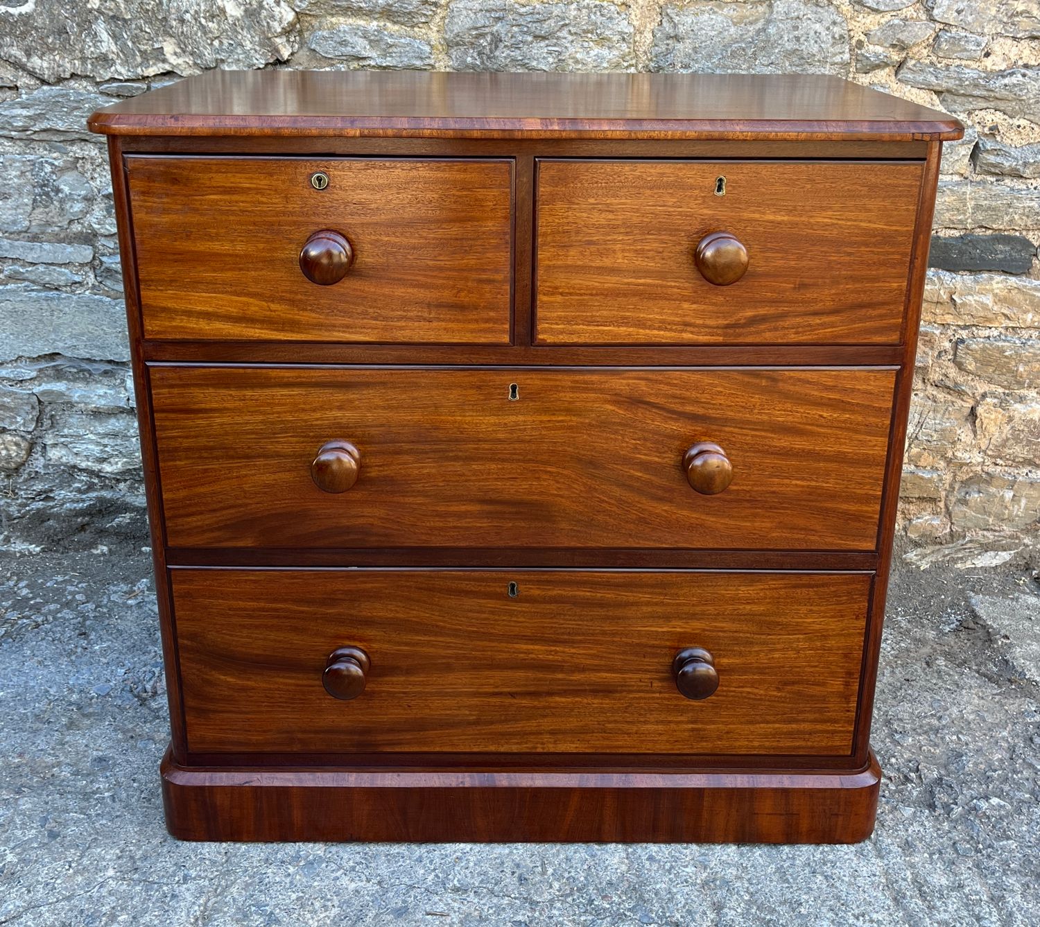Victorian Mahogany Chest Of Drawers