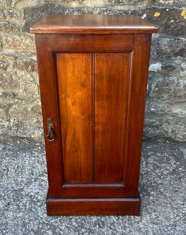 ​Edwardian Mahogany Pot Cupboard