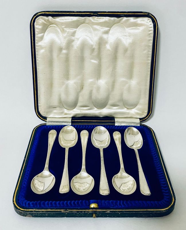 Set of 6 Antique Silver Teaspoons in Box
