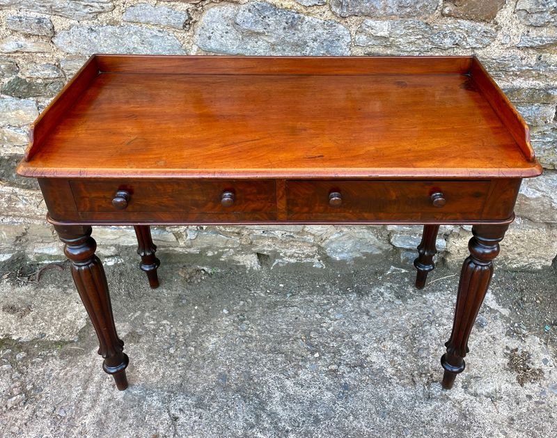 ​William IV Mahogany Side Table