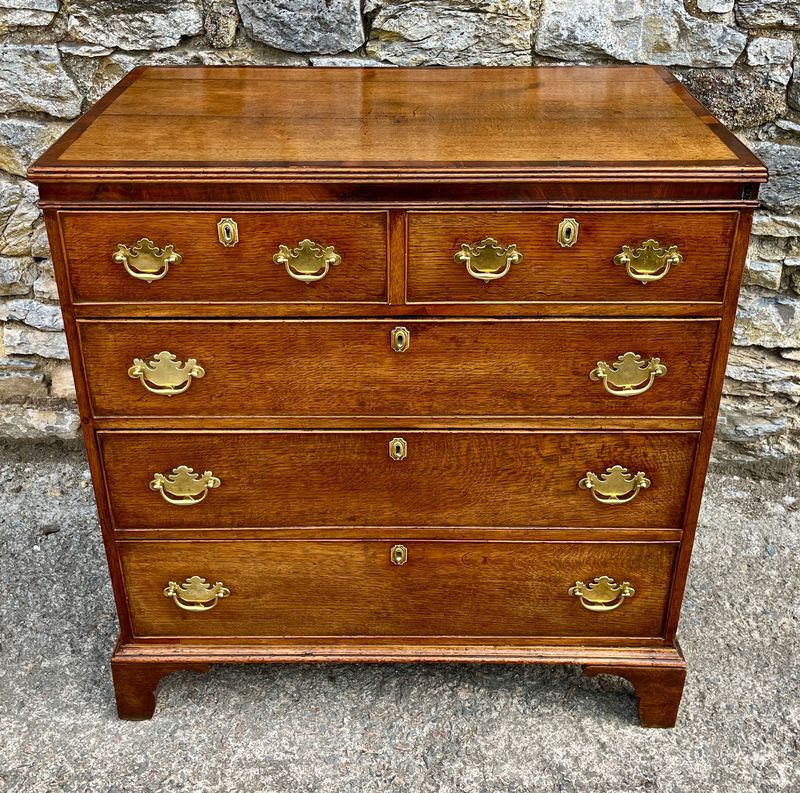 ​Georgian Oak Crossbanded Chest of Drawers