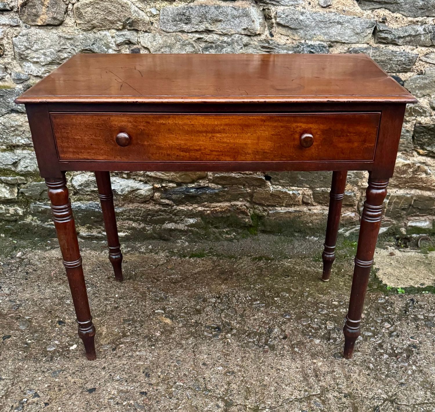Victorian Mahogany Side Table Victorian Mahogany Side Table