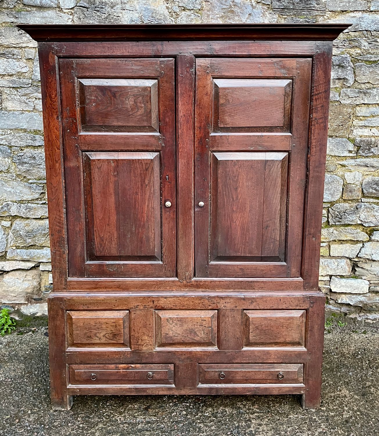18th Century Welsh Oak Livery Cupboard 18th Century Welsh Oak Livery Cupboard