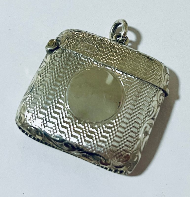 Antique Silver Vesta Case