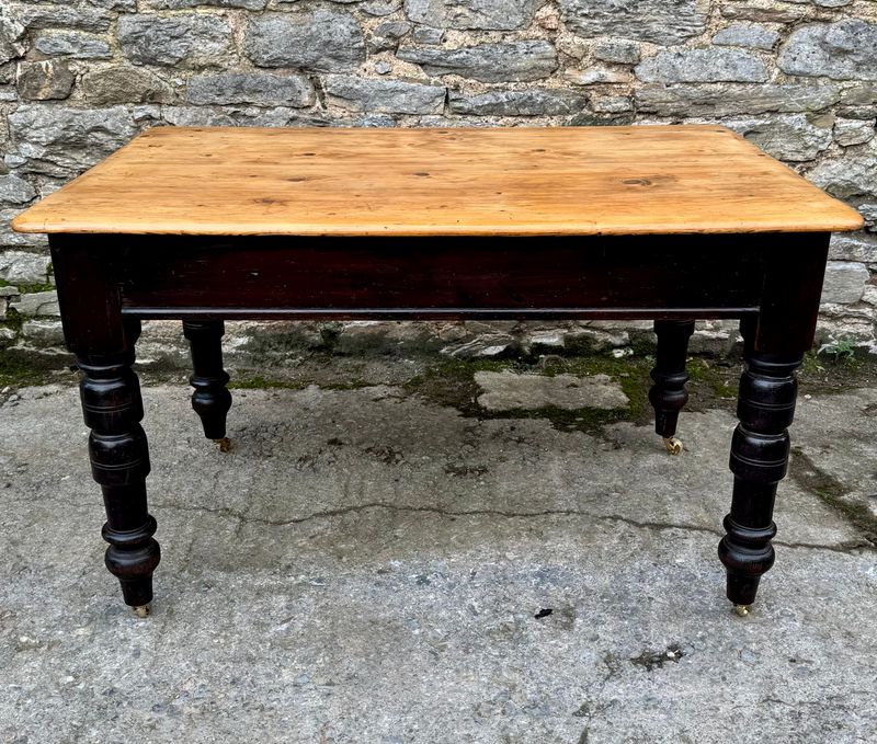 Victorian Pine Farmhouse Table