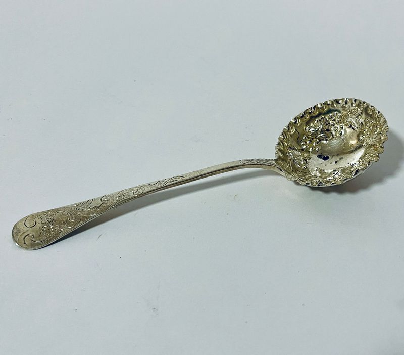 Victorian Exeter Silver Berry Ladle