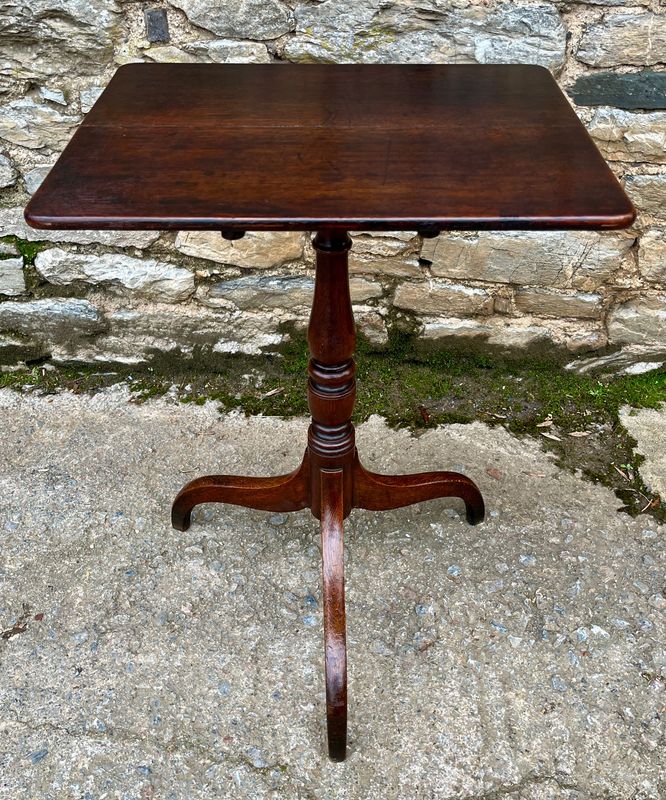 ​Georgian Oak Tilt Top Wine Table