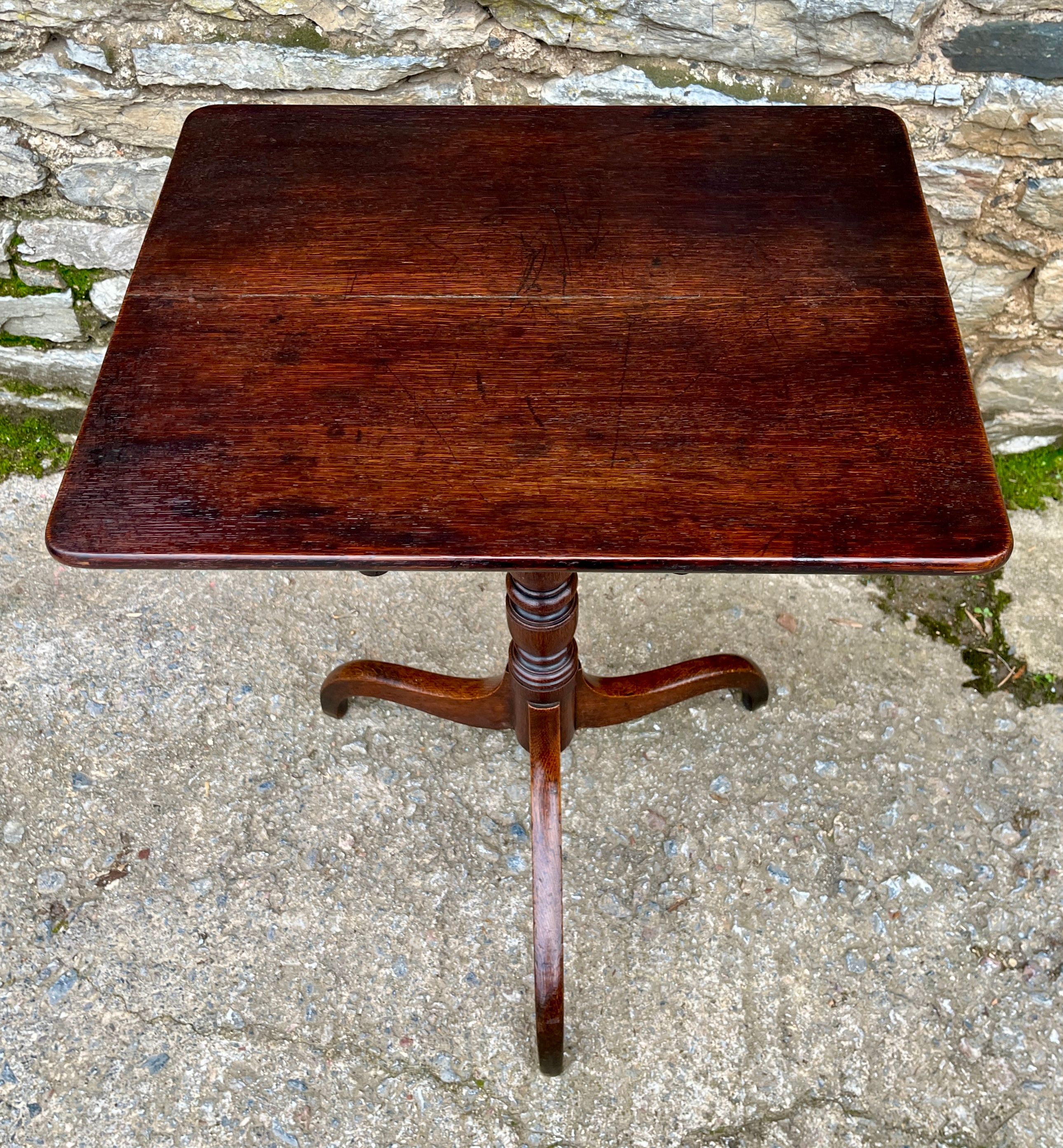 ​Georgian Oak Tilt Top Wine Table