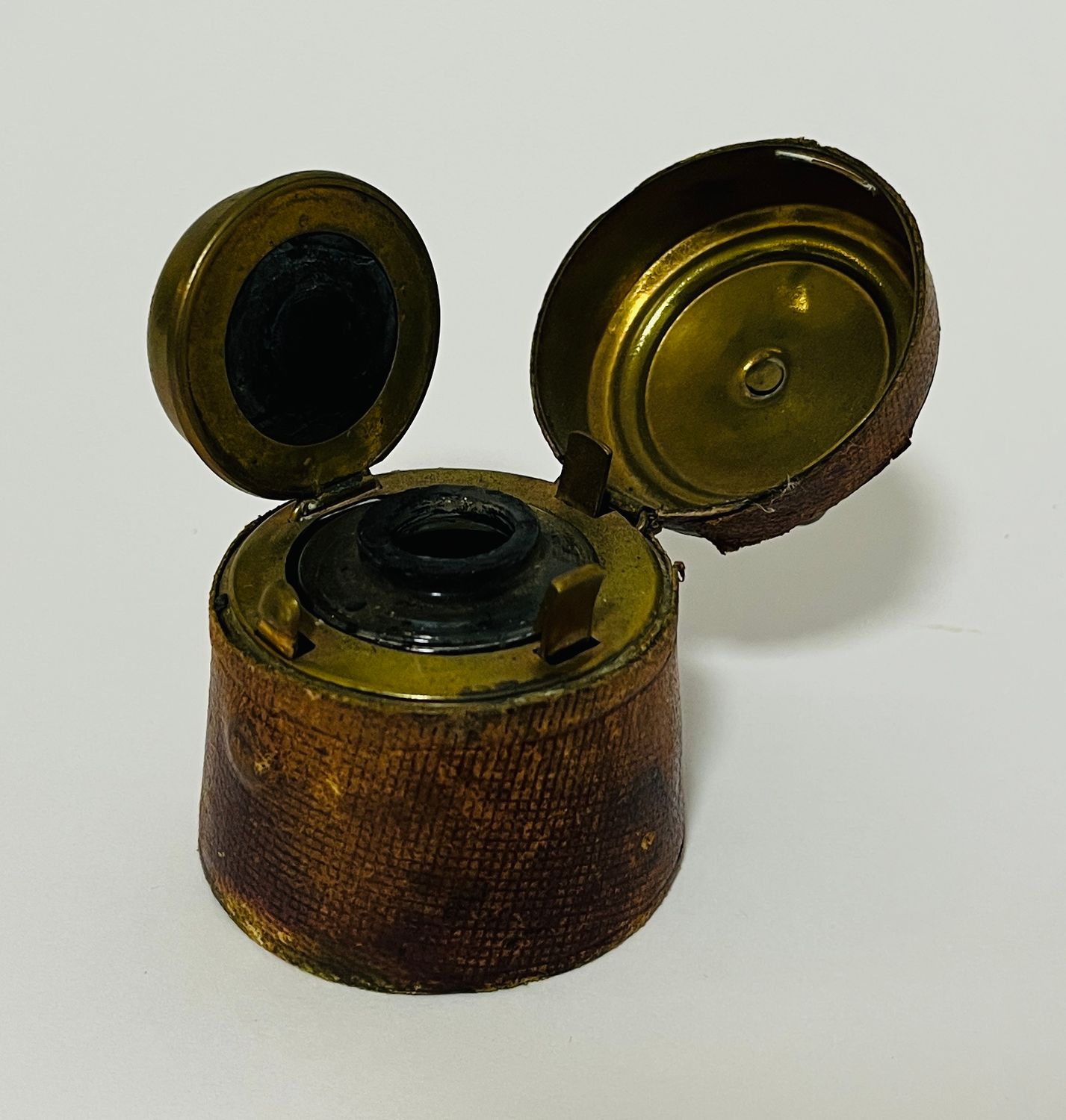 Victorian Travelling Inkwell Victorian Travelling Inkwell