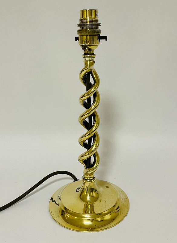 Antique Brass Barley Twist Table Lamp