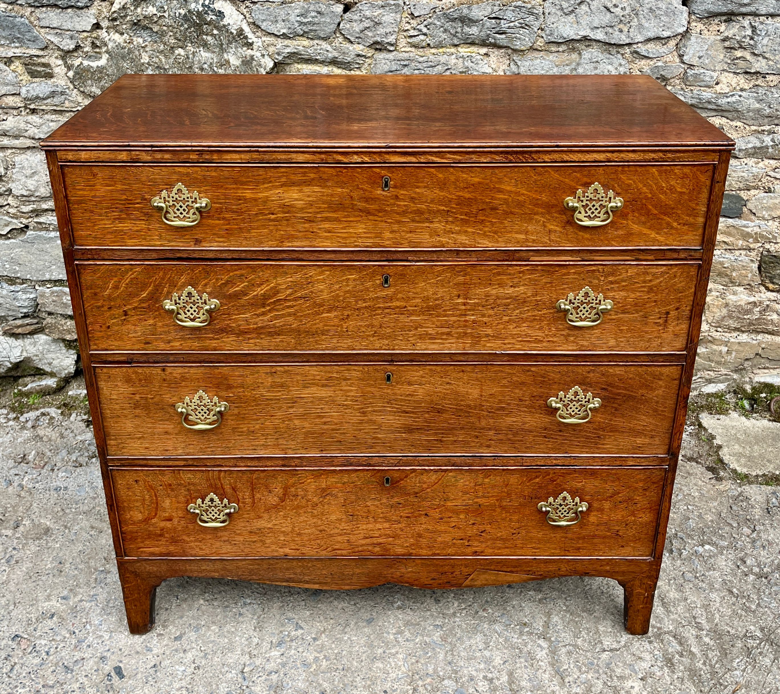 ​Georgian Oak Chest of Drawers