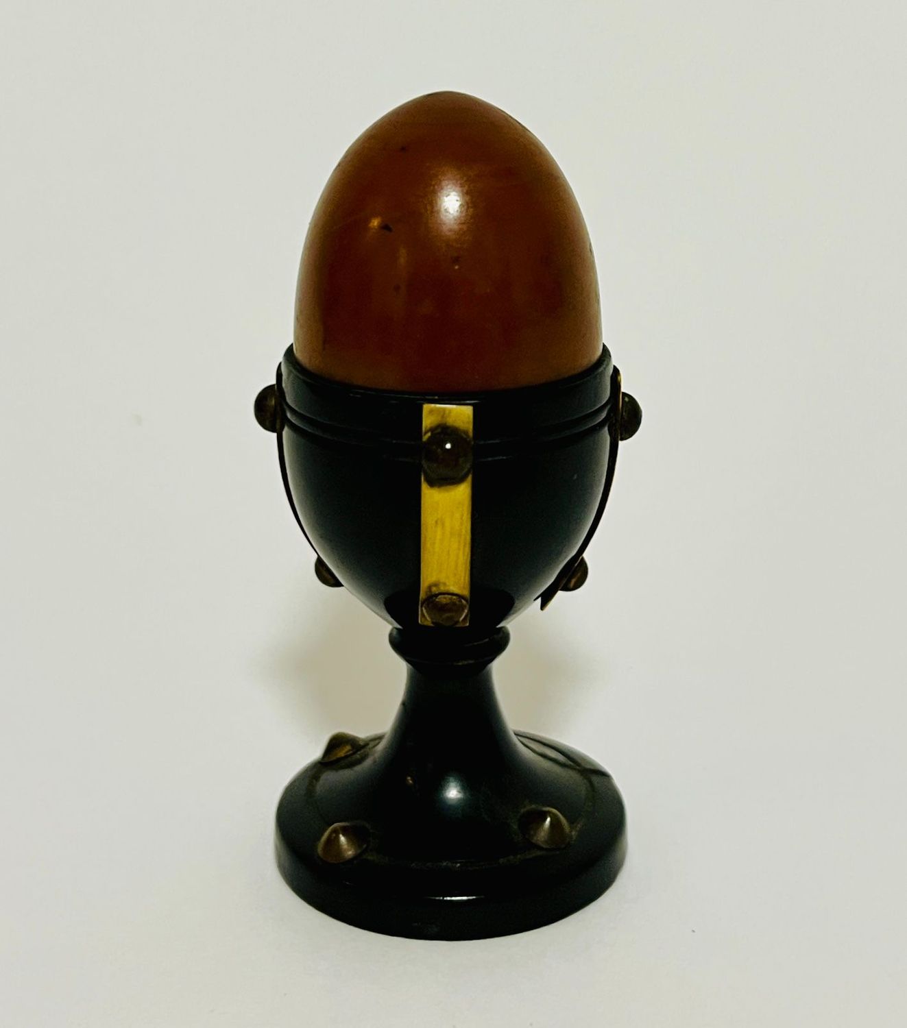 Antique Treen Thimble Holder