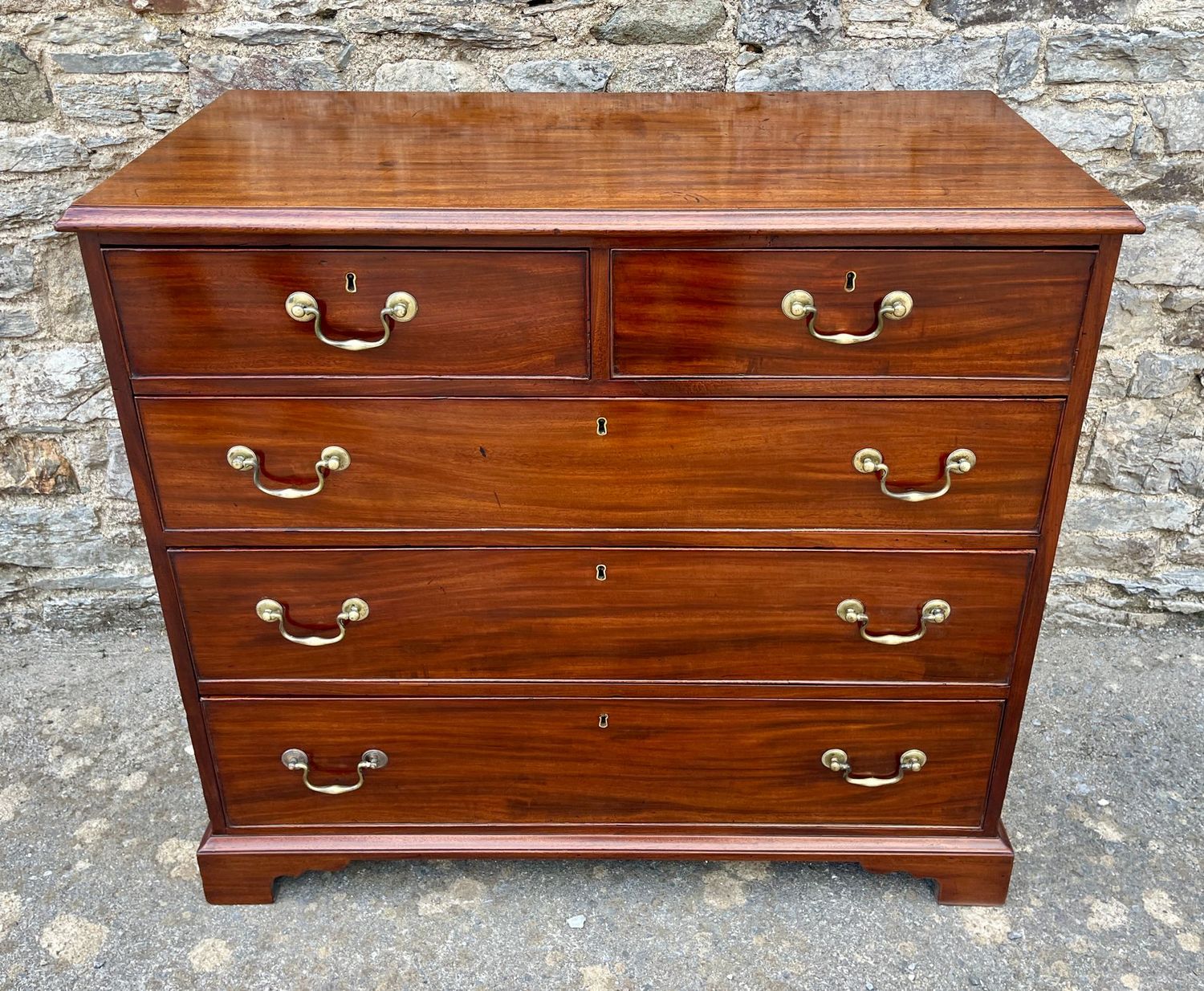 Georgian Mahogany Chest of Drawers Georgian Mahogany Chest of Drawers