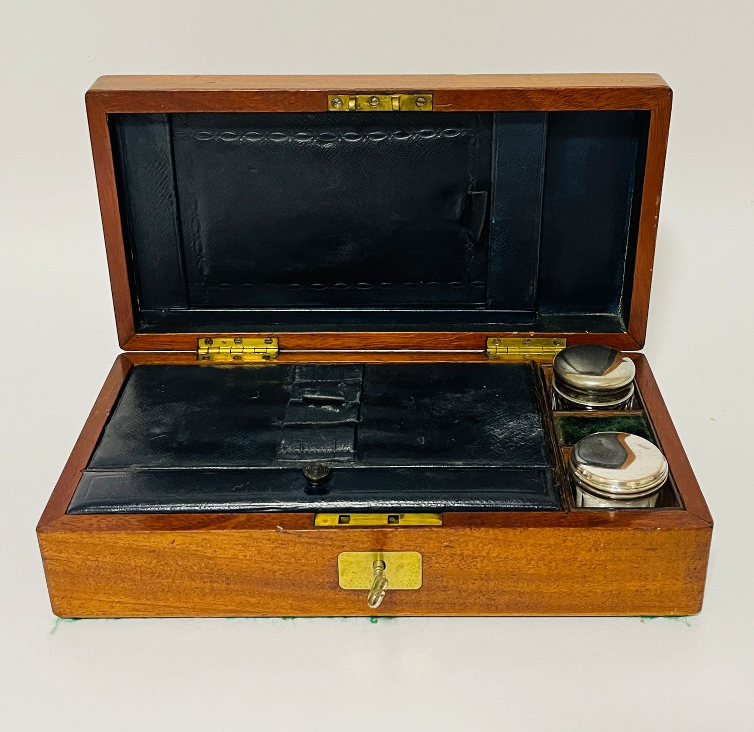 Victorian Mahogany Gentleman's Vanity Box