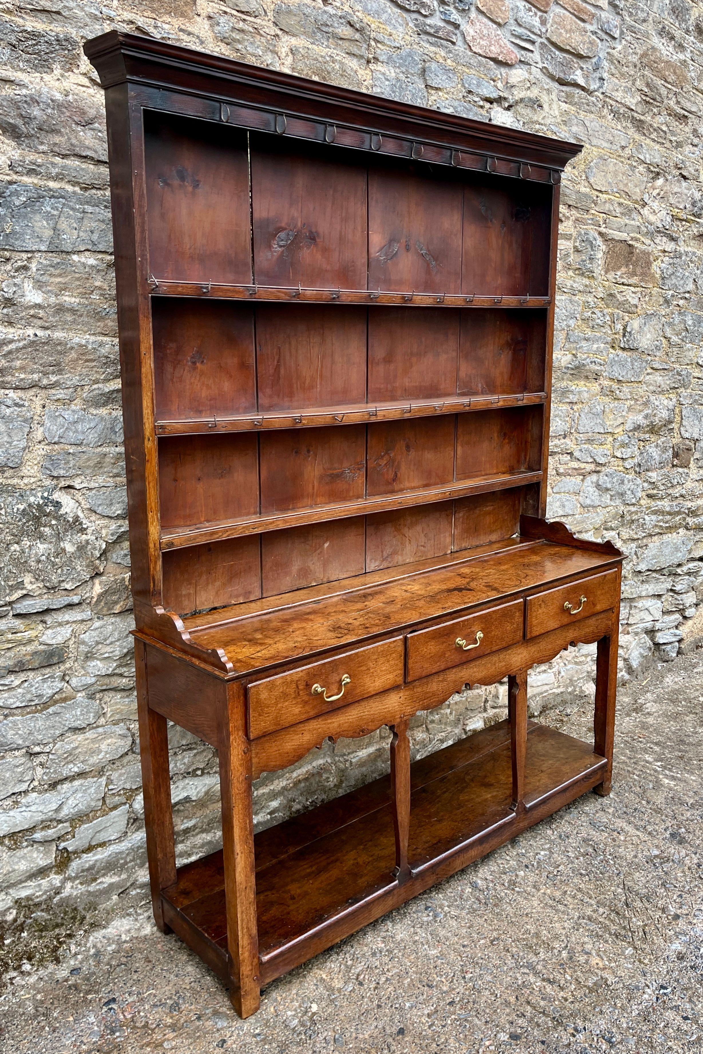 Georgian Oak Potboard Dresser