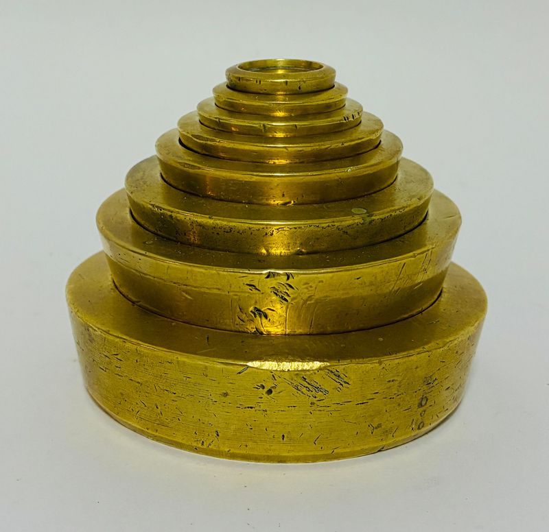 Antique Brass Bank Sovereign Weights