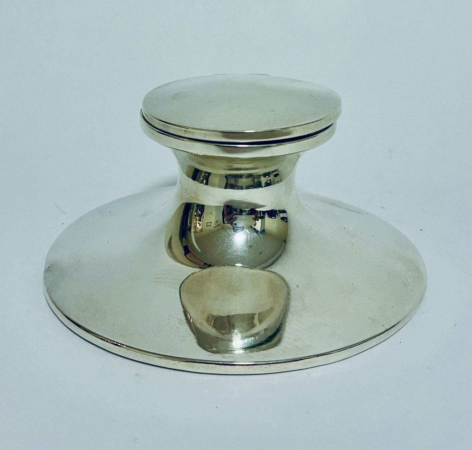 Antique Silver Capstan Inkirell