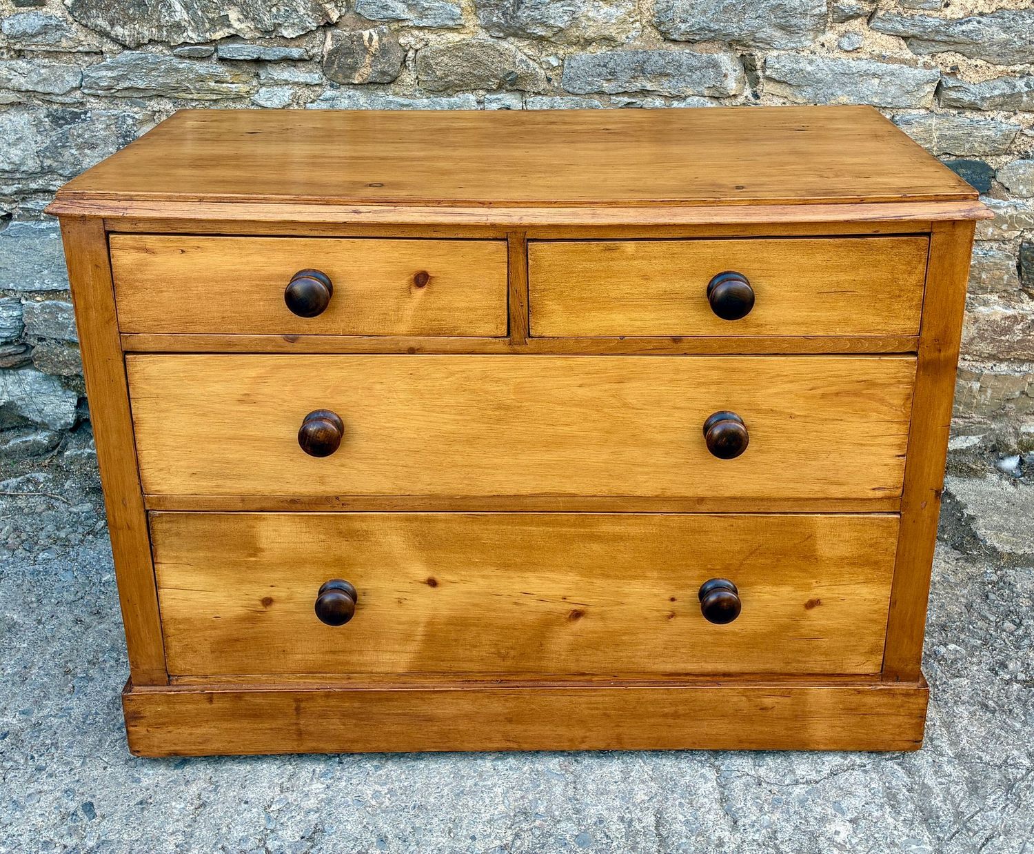 Antique Pine Chest of Drawers Antique Pine Chest of Drawers