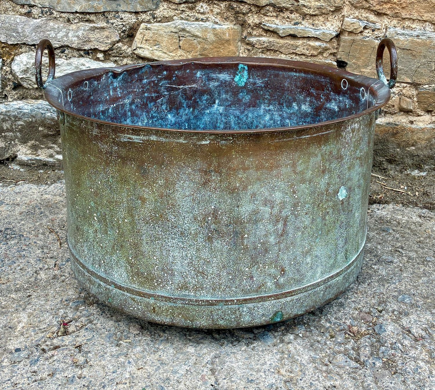 Large Antique Copper Wash Tub Large Antique Copper Wash Tub