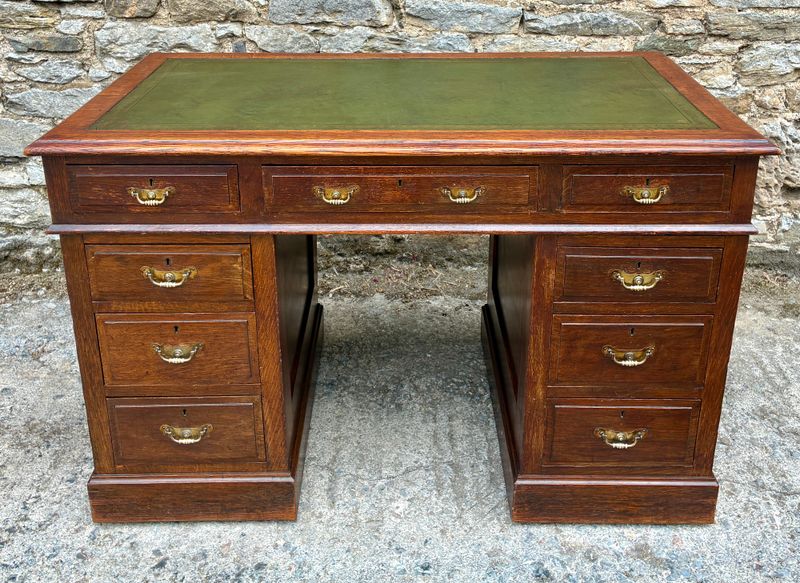 Edwardian Oak Pedestal Desk