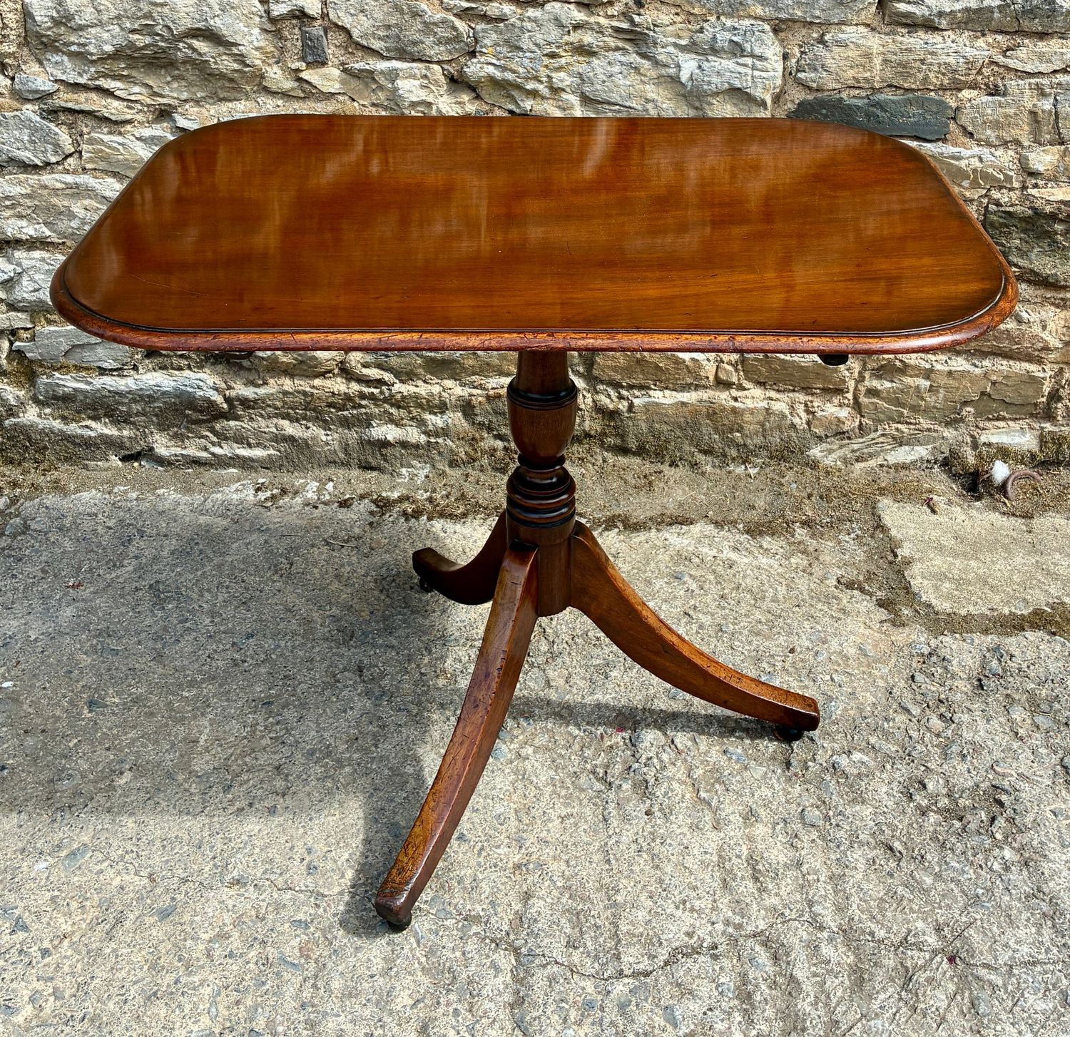Victorian Mahogany Tilt Top Table