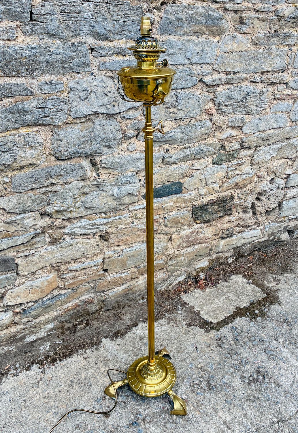​Victorian Brass Telescopic Oil Lamp Converted to Electric