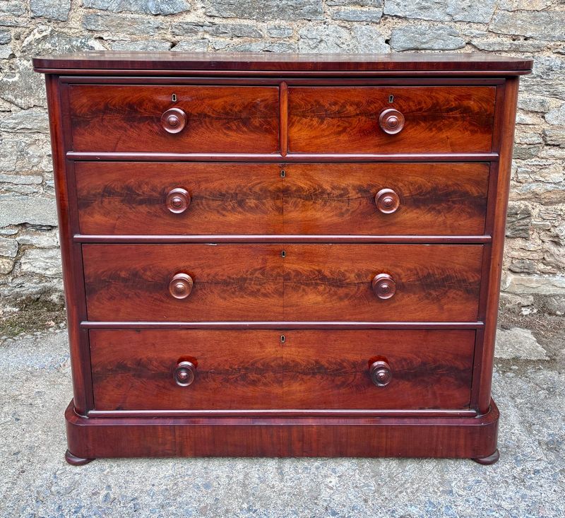 ​Victorian Flame Mahogany Chest of Drawers