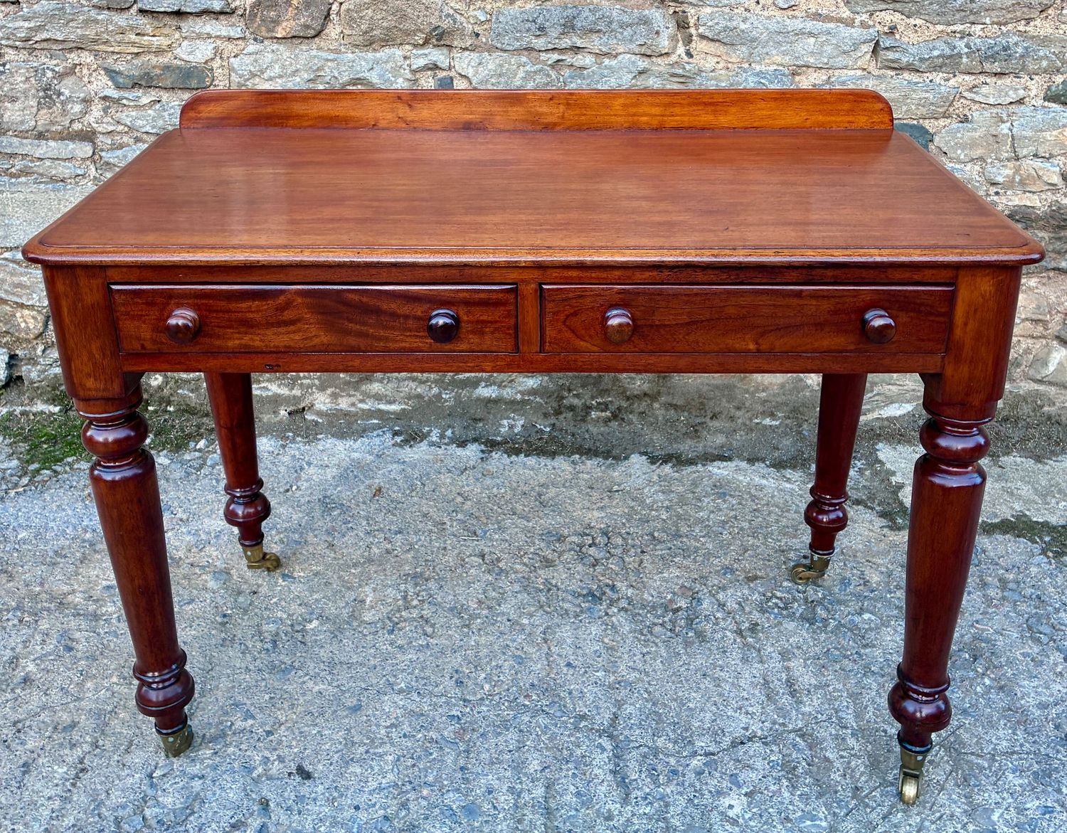 Victorian Mahogany Side Table Victorian Mahogany Side Table