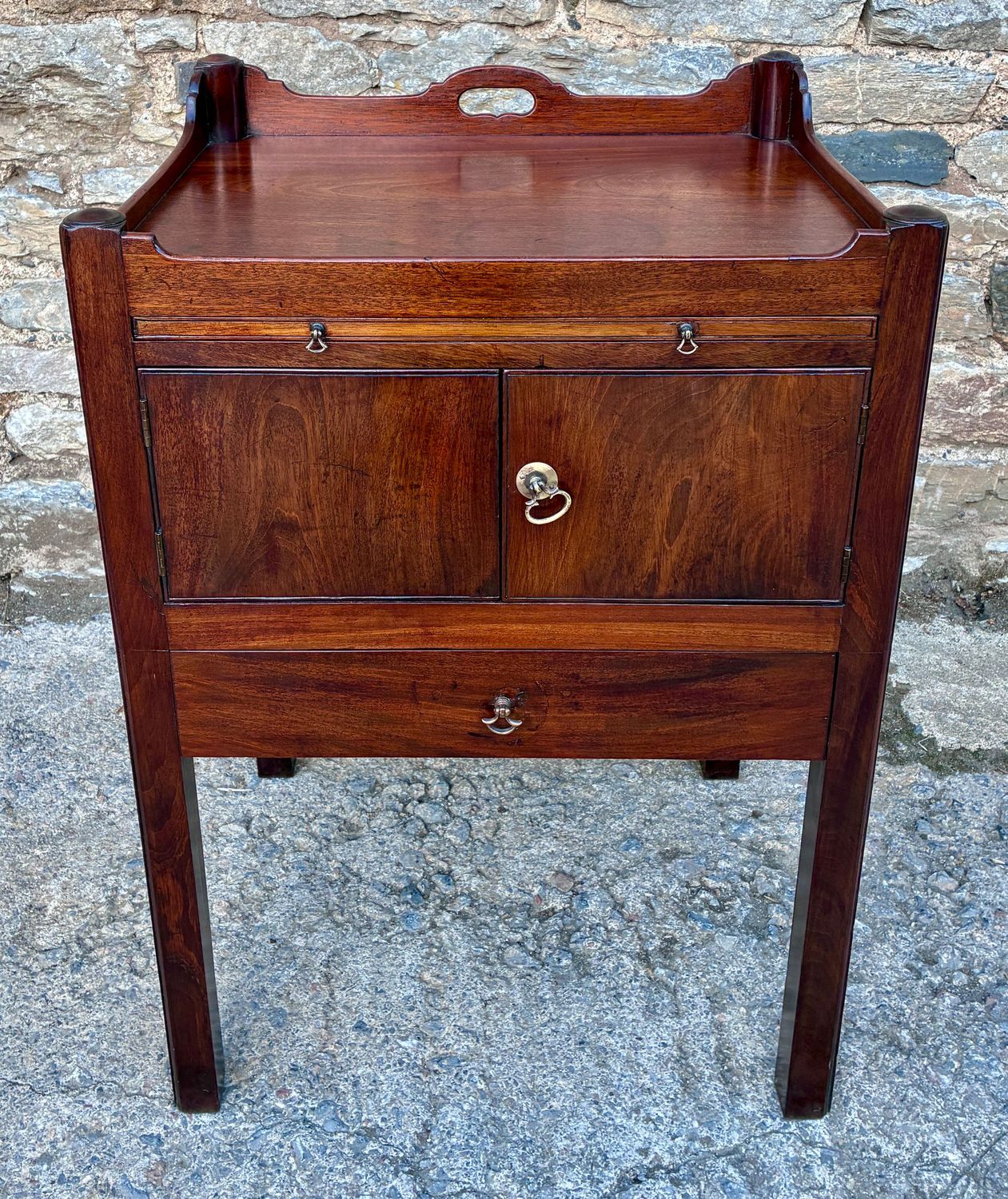 Georgian Mahogany Tray Top Commode Georgian Mahogany Tray Top Commode