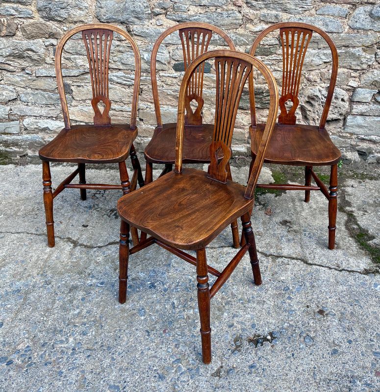 Set of Four Hoop Back Farmhouse Dining Chairs