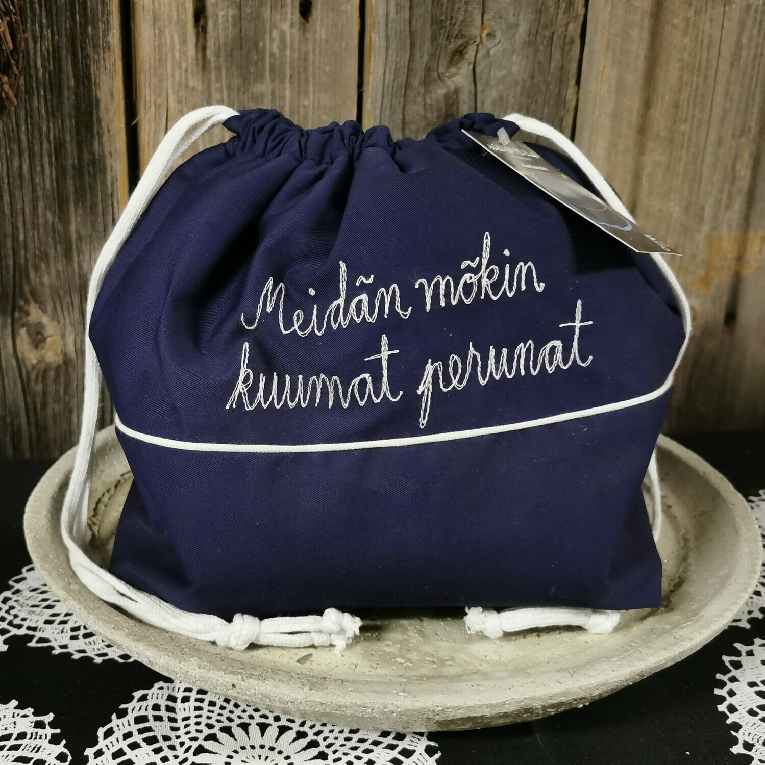 Kattilapussi, personoitu Kattilkätkö