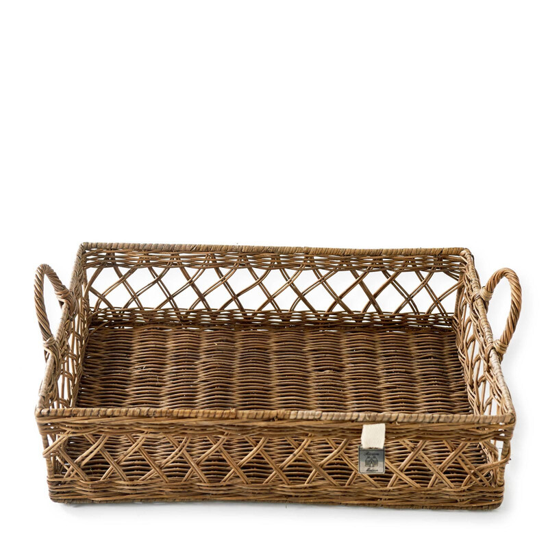 Avenue Pierre Tray 45 x 30 cm Avenue Pierre Tray 45 x 30 cm