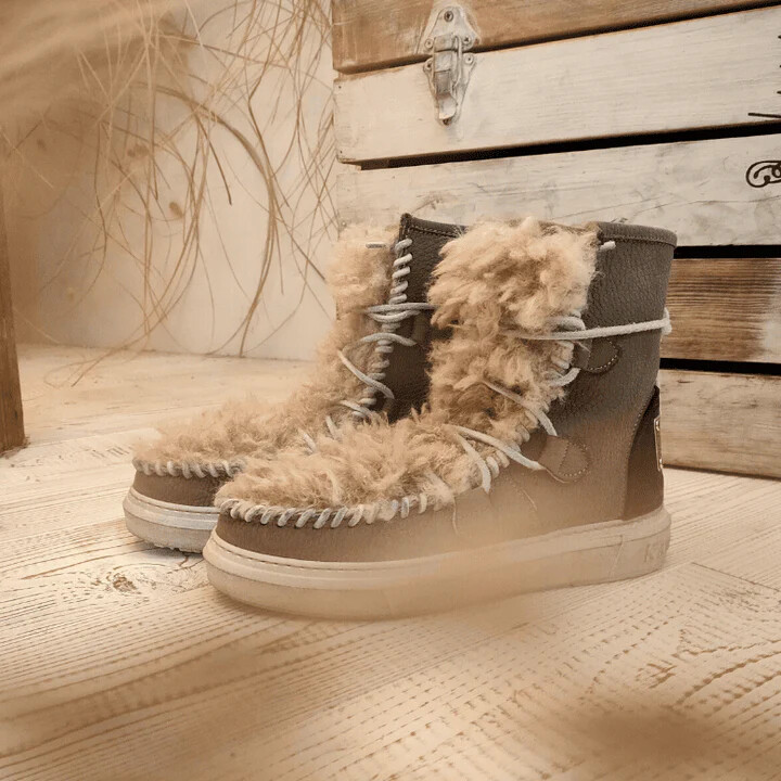 KARMA OF CHARME - YMIZ M Eco Fur - taupe KARMA OF CHARME - YMIZ M Eco Fur - taupe