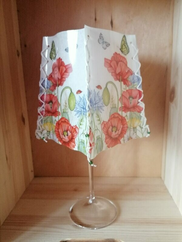 Windlicht 4-seitig für Rotweinglas/Bordauxglas
Mohnblumen