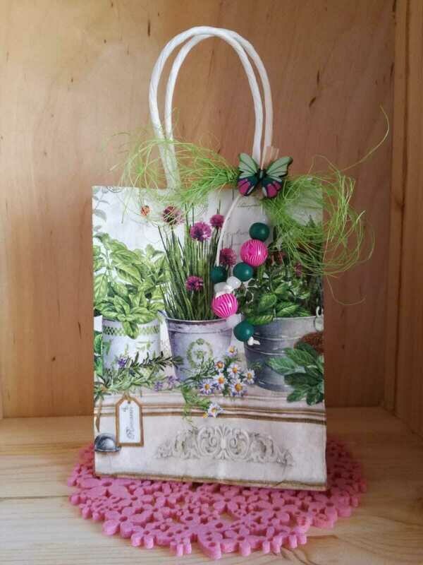 Geschenke-Tüte
Blumentöpfe