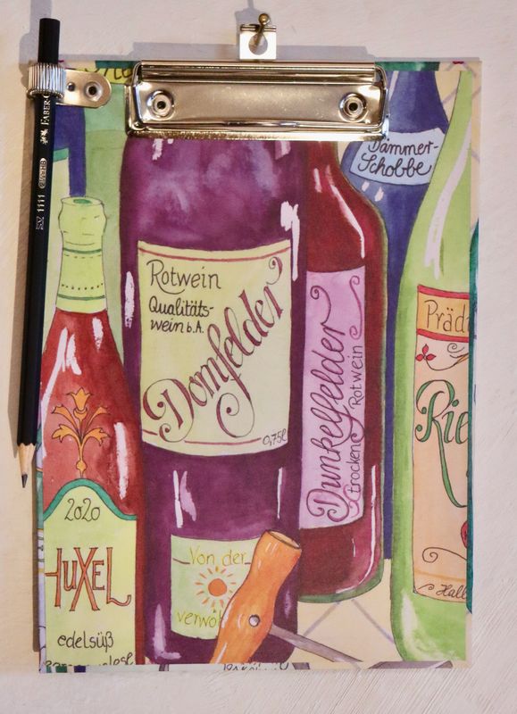 Klemmbrett A5 zum Aufhängen mit Flaschebabier Klemmbrett A5 zum Aufhängen mit Flaschebabier